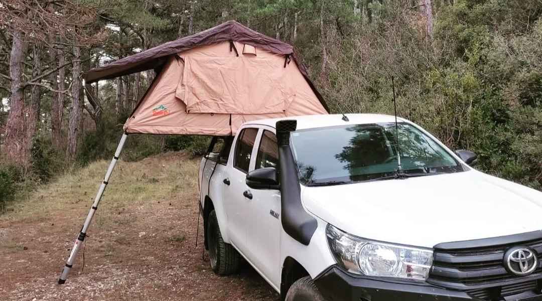 lugares donde dormir con tienda de techo